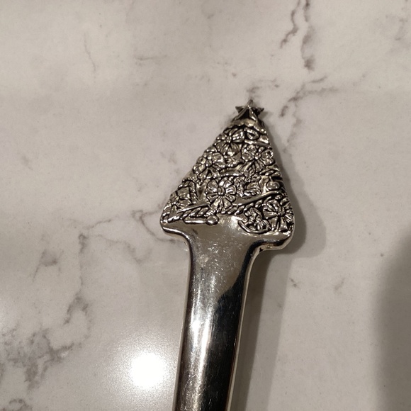 Christmas tree serving fork /spoon silver tone - Picture 3 of 3